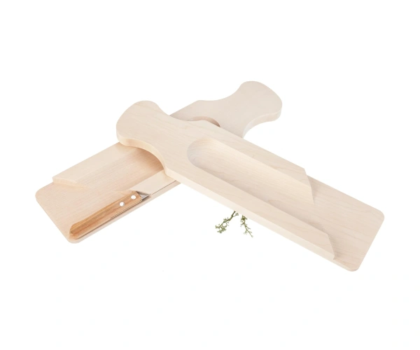 Salamibrett aus FSC® Ahorn mit Messerschlitz – 35 x 9 x 1,5 cm